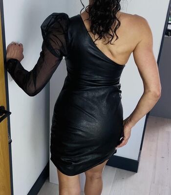 Full leaked Maturefemalefitnessfree private onlyfans photo