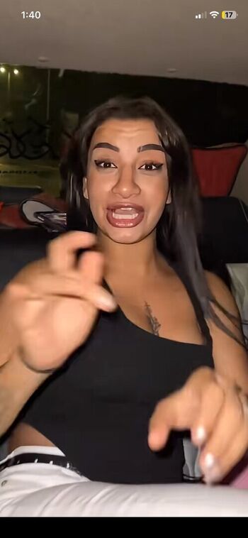 Melek Azad
