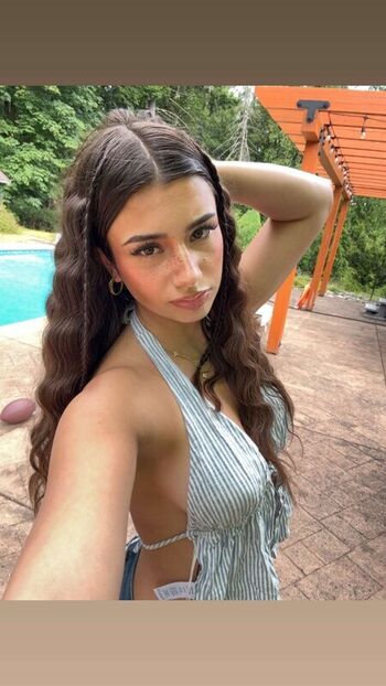 Mikayla Campinos