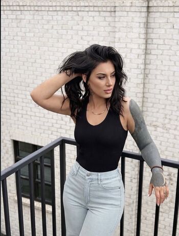 Full leaked Misslelabrooke private onlyfans photo