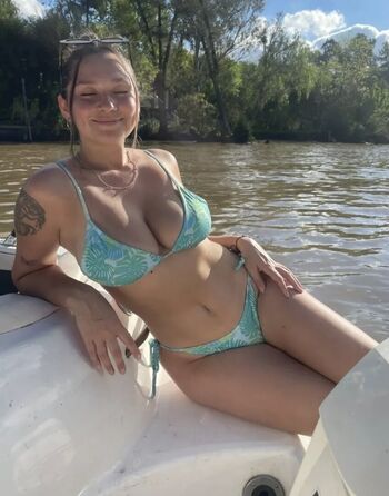 Full leaked Nayybelen private onlyfans photo