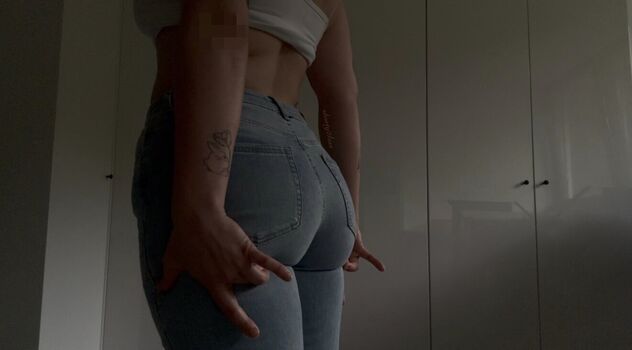 Full leaked Rezxxvv private onlyfans photo