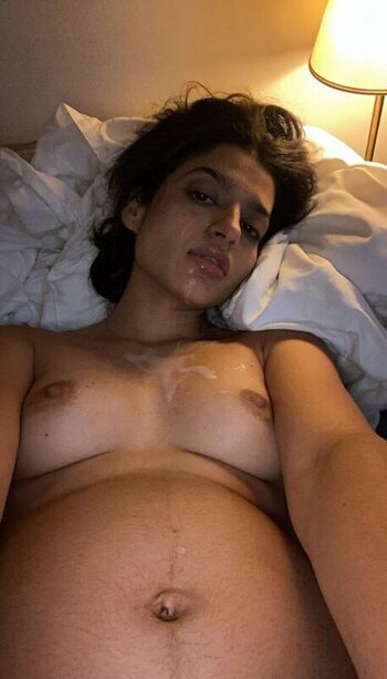 Full leaked Rumaaniiii private onlyfans photo
