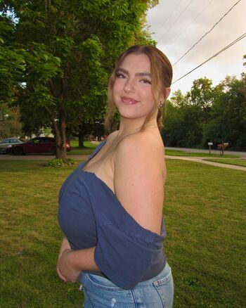 Full leaked Seerahb private onlyfans photo