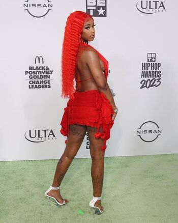 Sexxy Red
