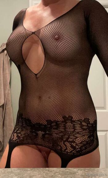 Full leaked Sexywife private onlyfans photo