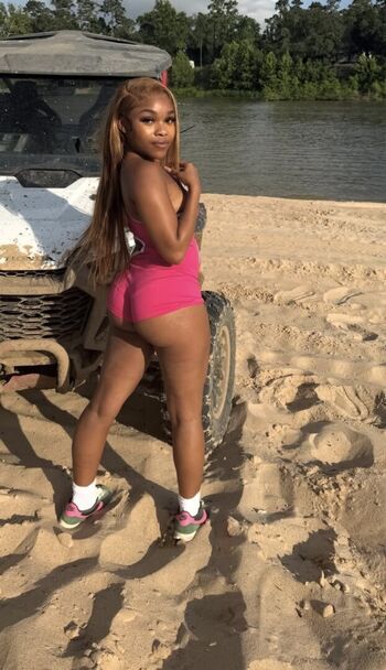 Full leaked Taeecuteasss private onlyfans photo