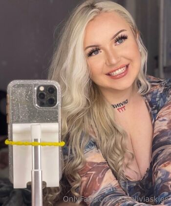 theoliviaskies