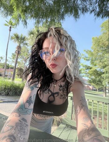 vemokitten_xoxo