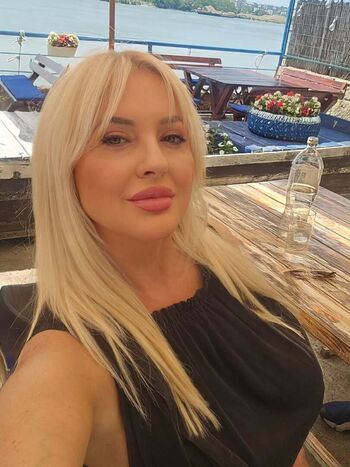 Vesna Pocuca Sana