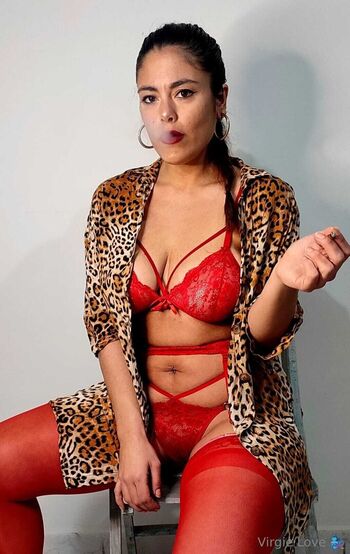 Full leaked Virgielove private onlyfans photo