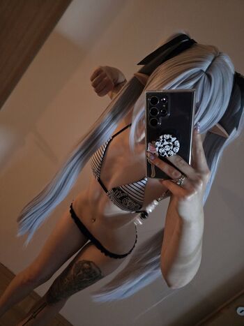 Full leaked Weeniestwee private onlyfans photo