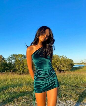 Full leaked Clara pereira/ private onlyfans photo