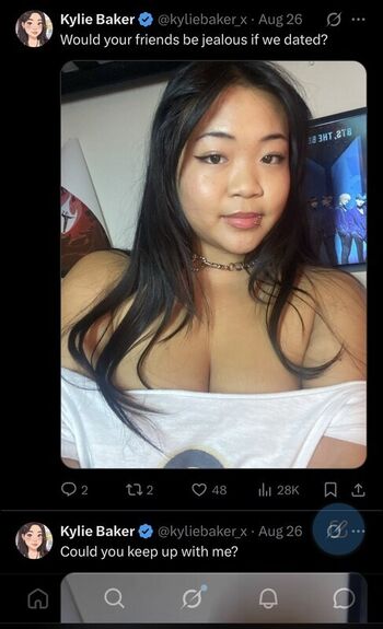Full leaked Fuslie/ private onlyfans photo