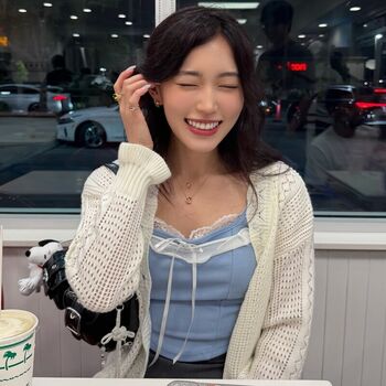 Full leaked Yoojin private onlyfans photo