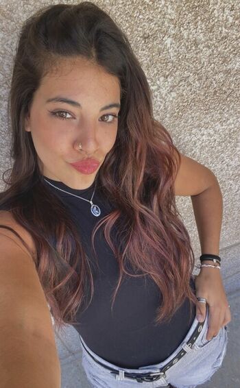 Zoe Turnes